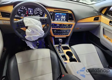 2016 Hyundai Sonata Sport z USA, uszkodzony, nr VIN 5NPE34AF9GH382646